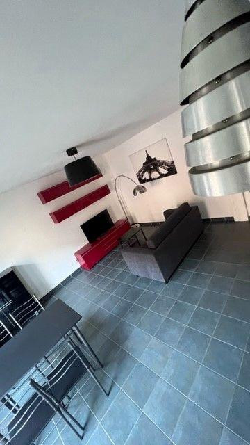 
                                                Location
                                                 Superbe meublé quartier calme T2 46m2 parking