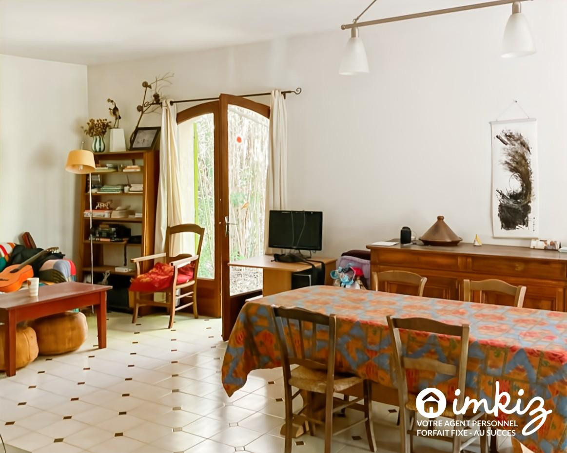 
                                                Vente
                                                 Superbe propriete + 2 logements + grand parc