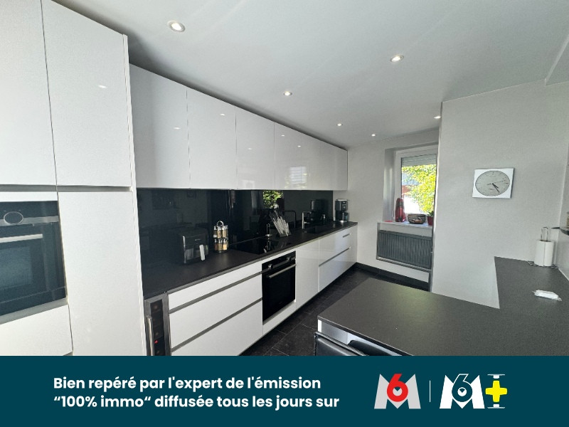 
                                                Vente
                                                 Superbe propriété de caractère avec prestations haut de gamme – 4 chambres – Piscine – Terrain 1 900 m²