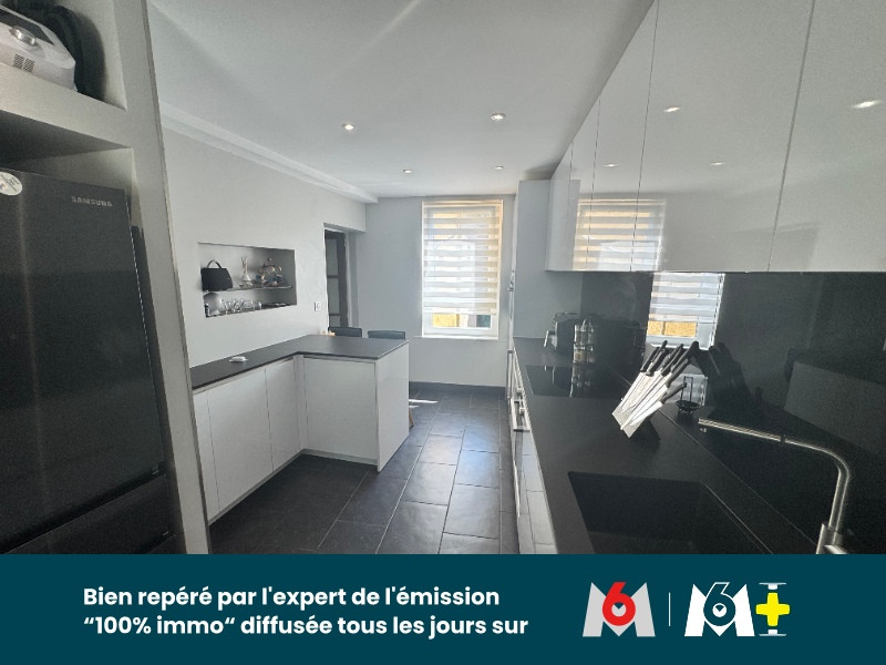 
                                                Vente
                                                 Superbe propriété de caractère avec prestations haut de gamme – 4 chambres – Piscine – Terrain 1 900 m²