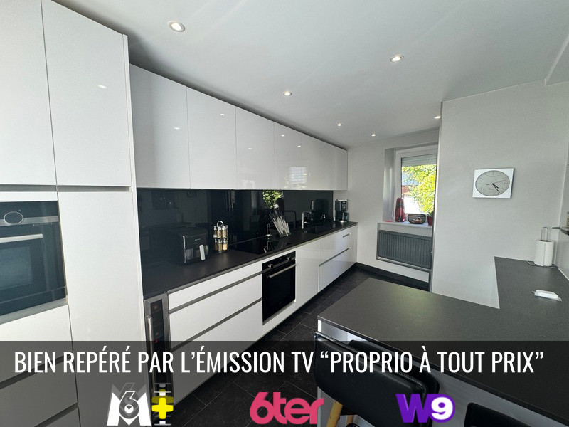 
                                                Vente
                                                 propriété de caractère sur un terrain de 1900M2