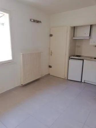 
                                                Location
                                                 Superbe studio 15m² quartier Préfecture