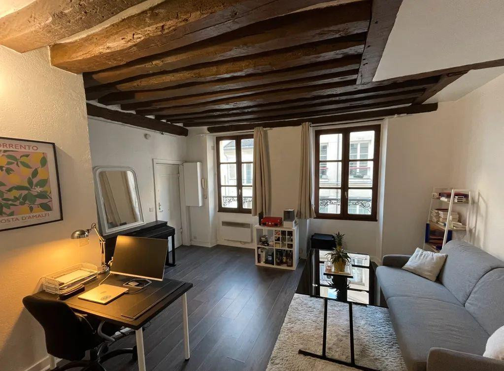
                                                Location
                                                 Superbe studio 27m2 à Saint Germain des Près