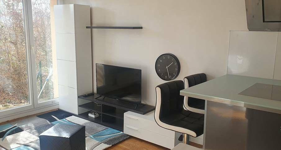
                                                Location
                                                 Superbe studio 37m² équipé avec jardin 18m²