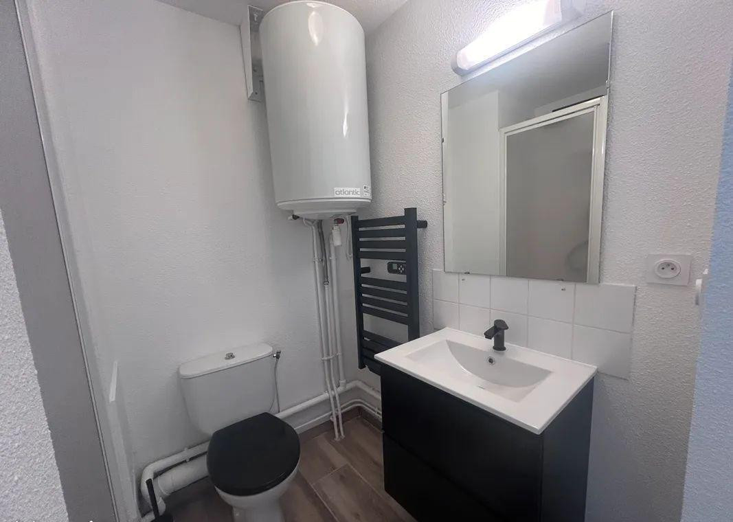 
                                                Location
                                                 Superbe studio meublé 17m2 refait à neuf Toulouse