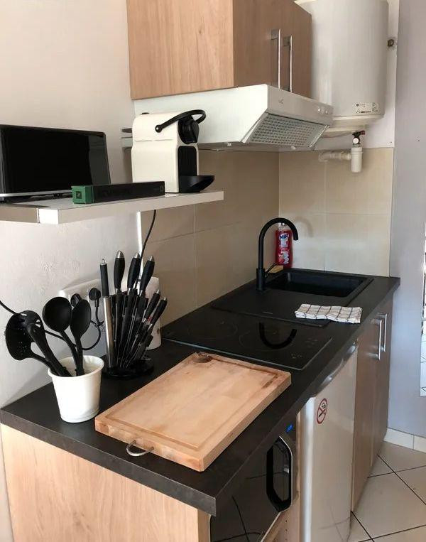 
                                                Location
                                                 Superbe studio meublé 20 m² rénové + terrasse 6m²