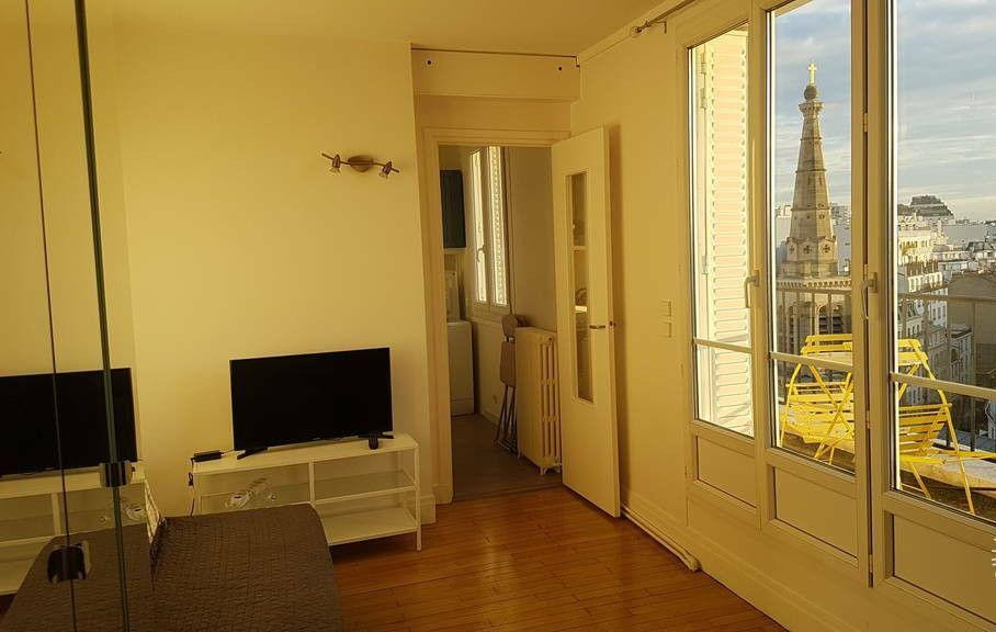 
                                                Location
                                                 Superbe studio meublé 26m² + balcon/terrasse