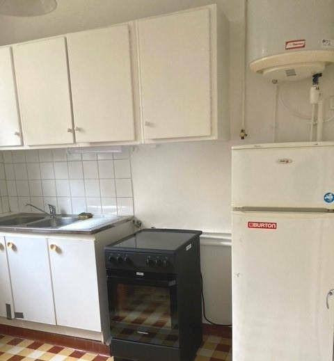 
                                                Location
                                                 Superbe studio meublé 36m² Paris 15 Plaisance