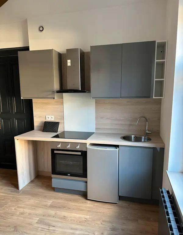 
                                                Location
                                                 Superbe studio meublé 42m2 Metz triangle impérial