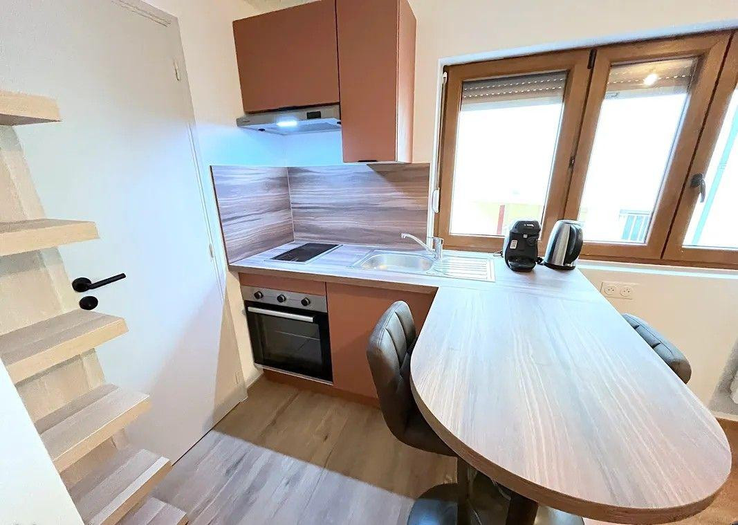
                                                Location
                                                 Superbe studio neuf meublé 19m² à Saint Florent