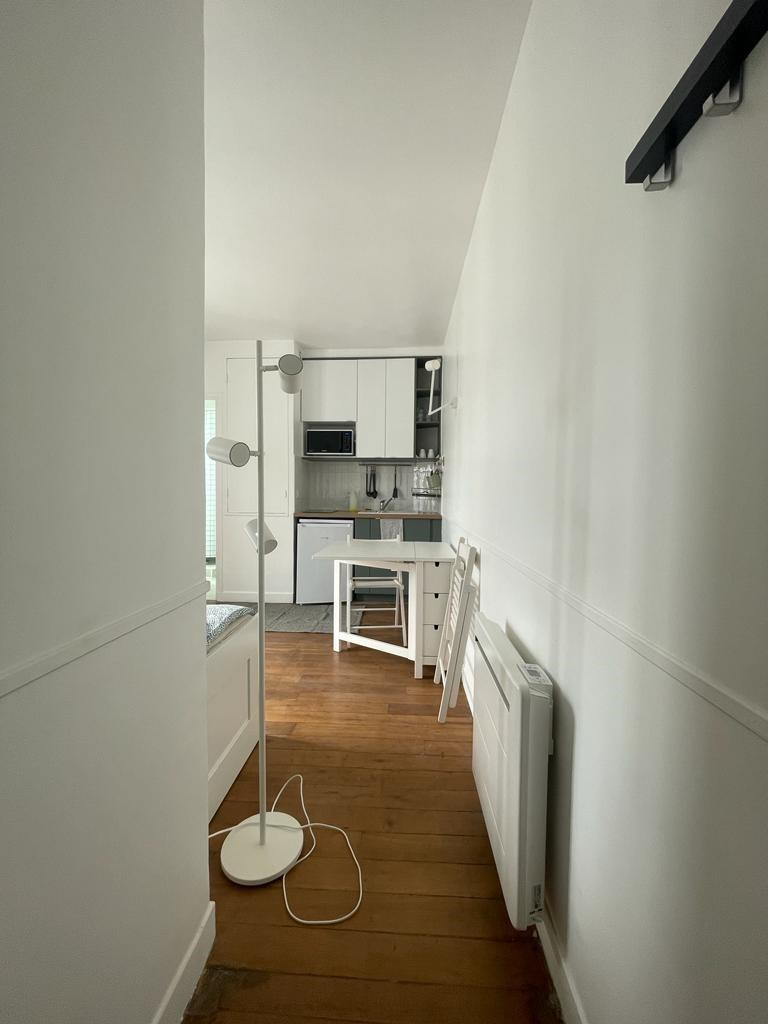 
                                                Location
                                                 Superbe studio Paris Sainte Marguerite