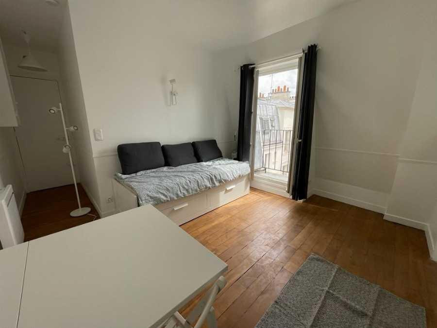 
                                                Location
                                                 Superbe studio Paris Sainte Marguerite