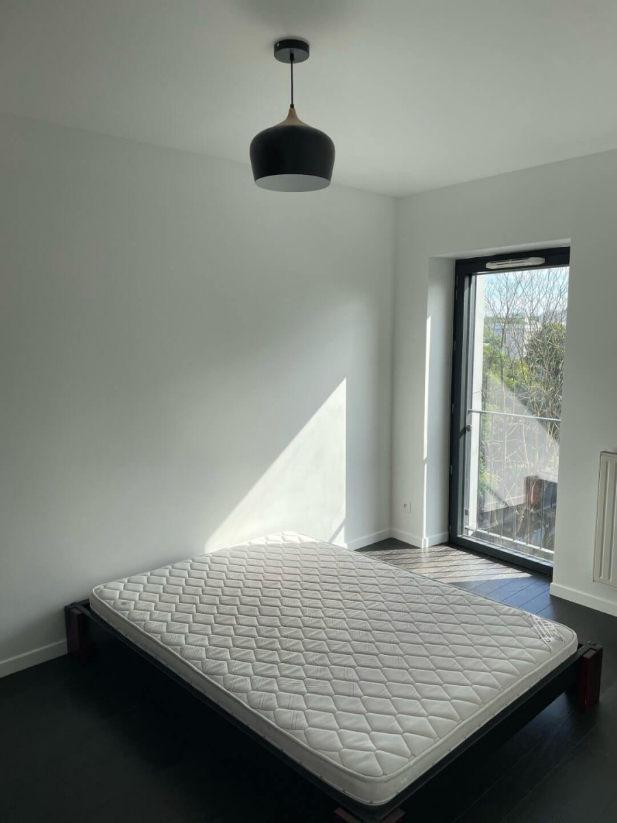 
                                                Location
                                                 Superbe T2 46m² meublé, très agréable