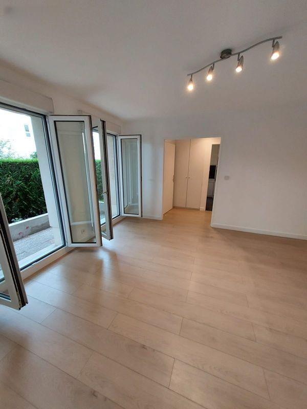 
                                                Location
                                                 Superbe T2 Centre ANTONY 43 m2