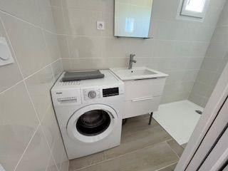 
                                                Location
                                                 SUPERBE T2 CLIMATISE