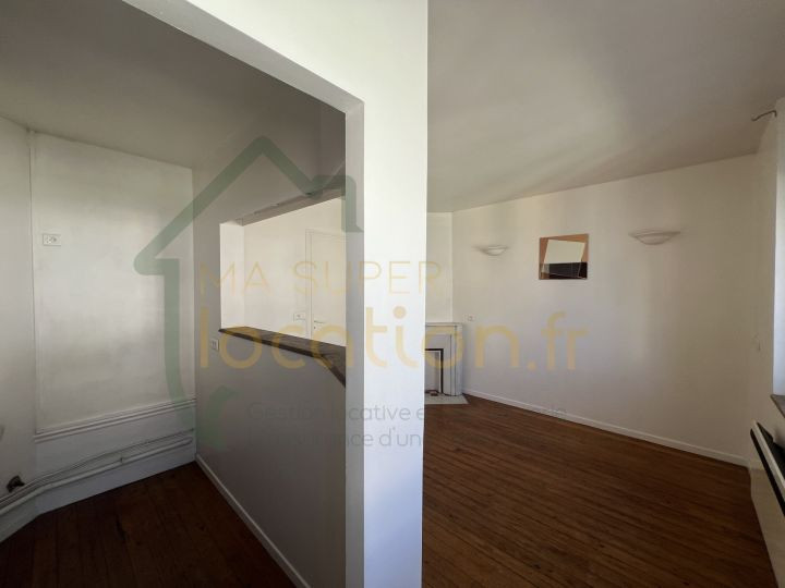 
                                                Location
                                                 Superbe T2 en plein cœur de Saint-Quentin