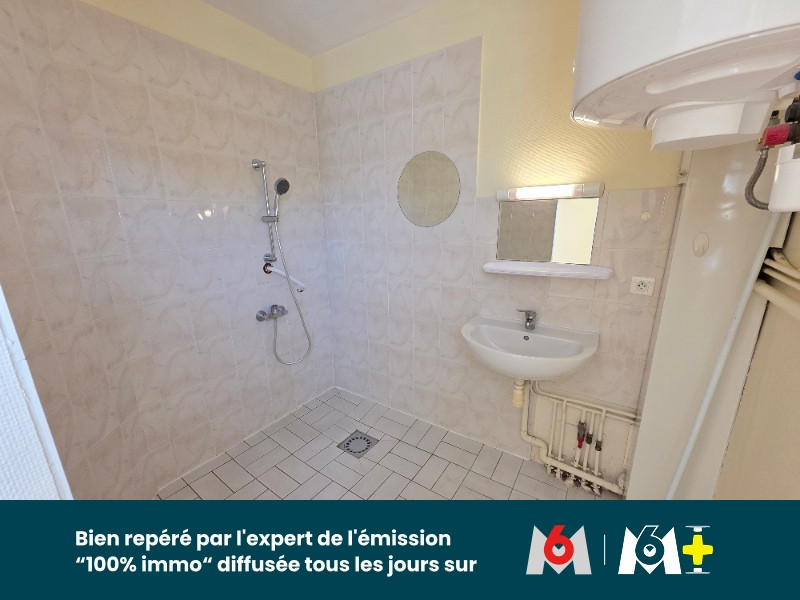 
                                                Vente
                                                 SUPERBE T2 en rez de chaussée - proche du bourg à pied