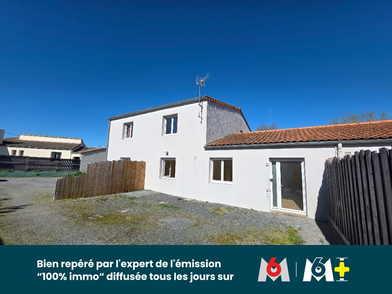 
                                                Vente
                                                 SUPERBE T2 en rez de jardin - proche du bourg à pied