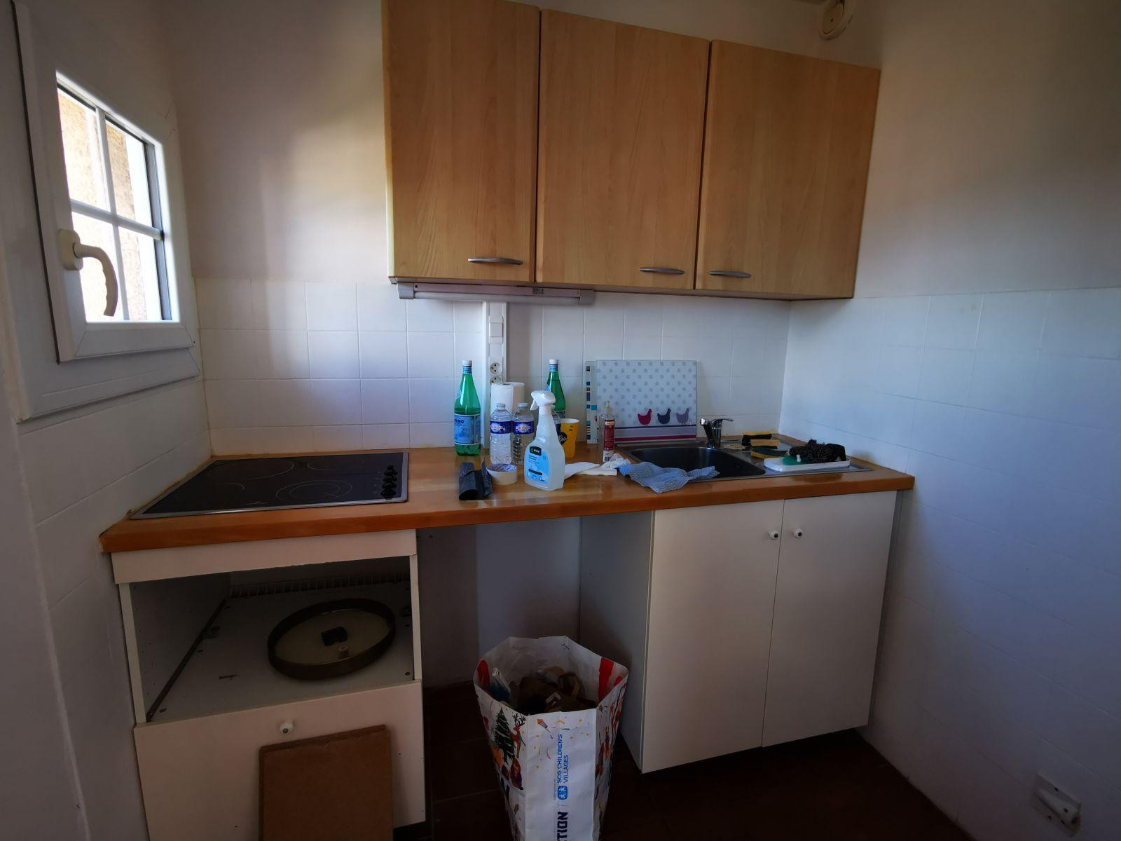 
                                                Location
                                                 SUPERBE T2 ENSOLEILLÉ DANS RESIDENCE STANDING