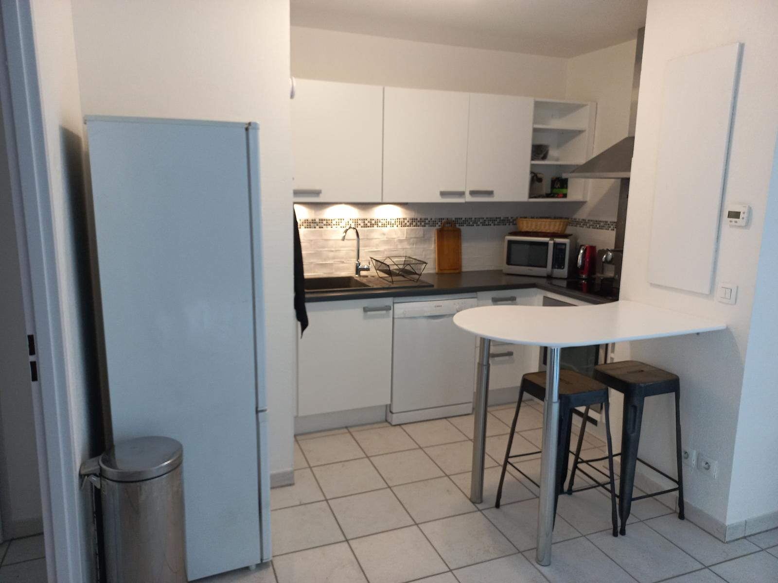 
                                                Location
                                                 Superbe T2 meublé