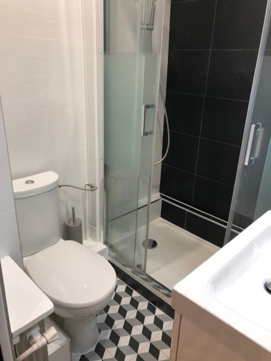 
                                                Location
                                                 Superbe T2 meublé avec balcon (Legendre)