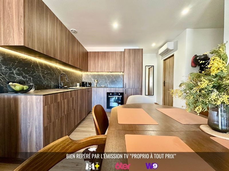 
                                                Vente
                                                 Superbe T2 rénové – Dernier étage – Gambetta