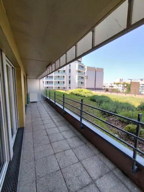 
                                                Location
                                                 Superbe T3 62m² avec terrasse de 15m²