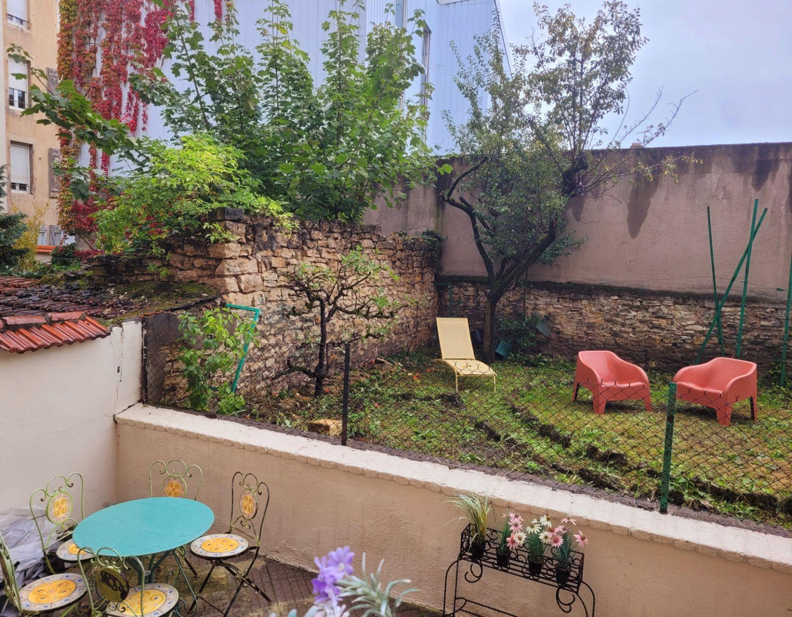 
                                                Location
                                                 Superbe T3 avec JARDIN ET TERRASSE PRIVES
