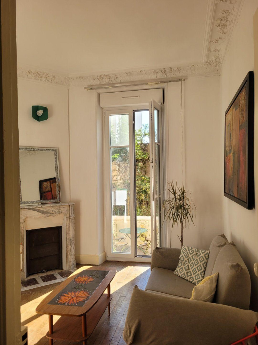 
                                                Location
                                                 Superbe T3 avec JARDIN ET TERRASSE PRIVES