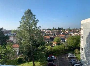 
                                                Location
                                                 Superbe T3 bis 71m² à Bordeaux