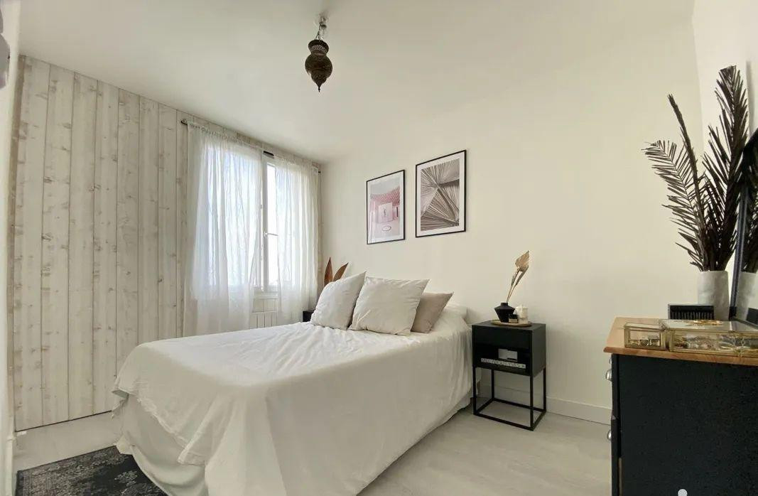 
                                                Location
                                                 Superbe T3 meublé de 52 m² quartier Graslin