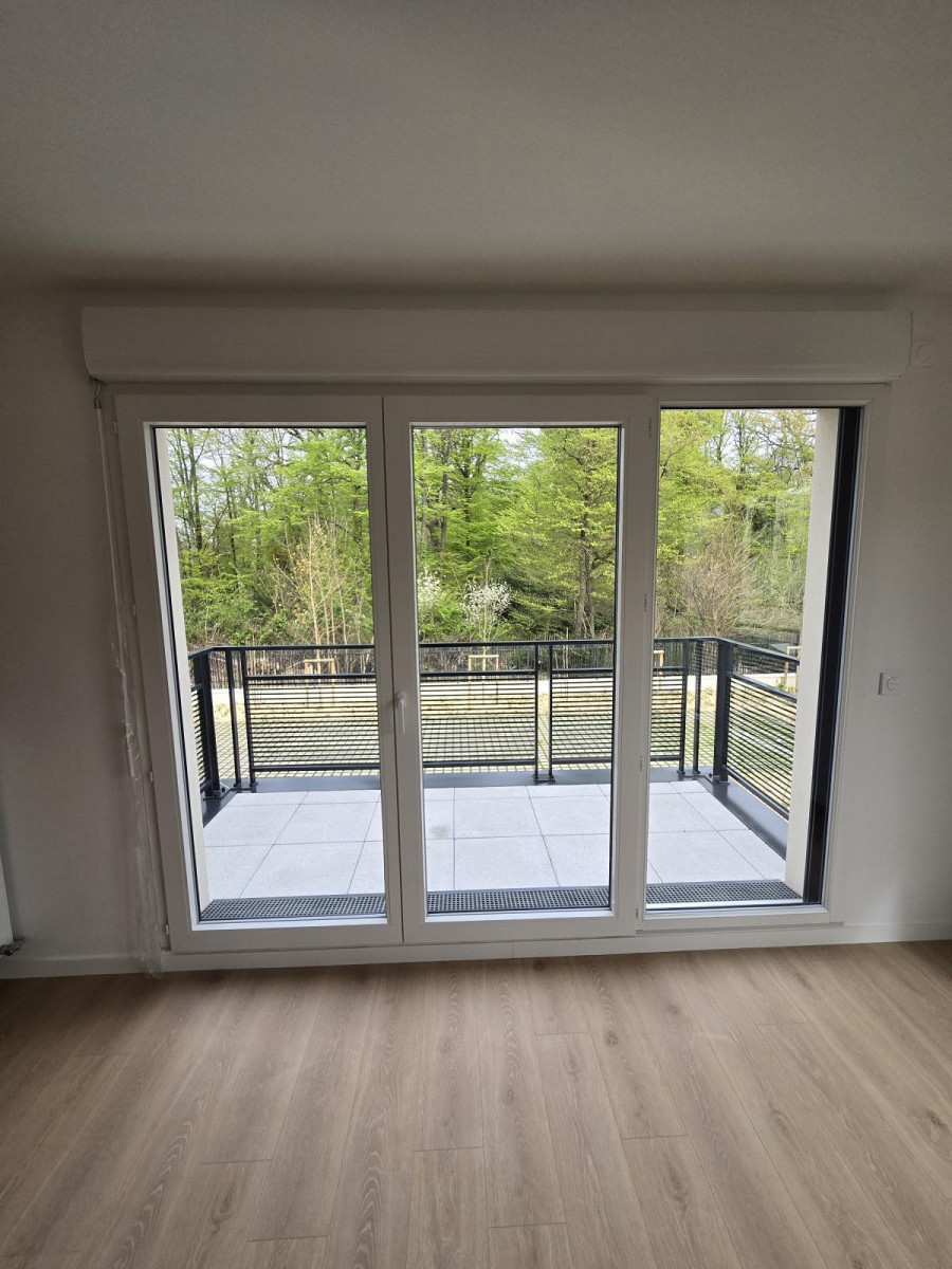 
                                                Location
                                                 Superbe T3 neuf  72m2 avec balcon et parking