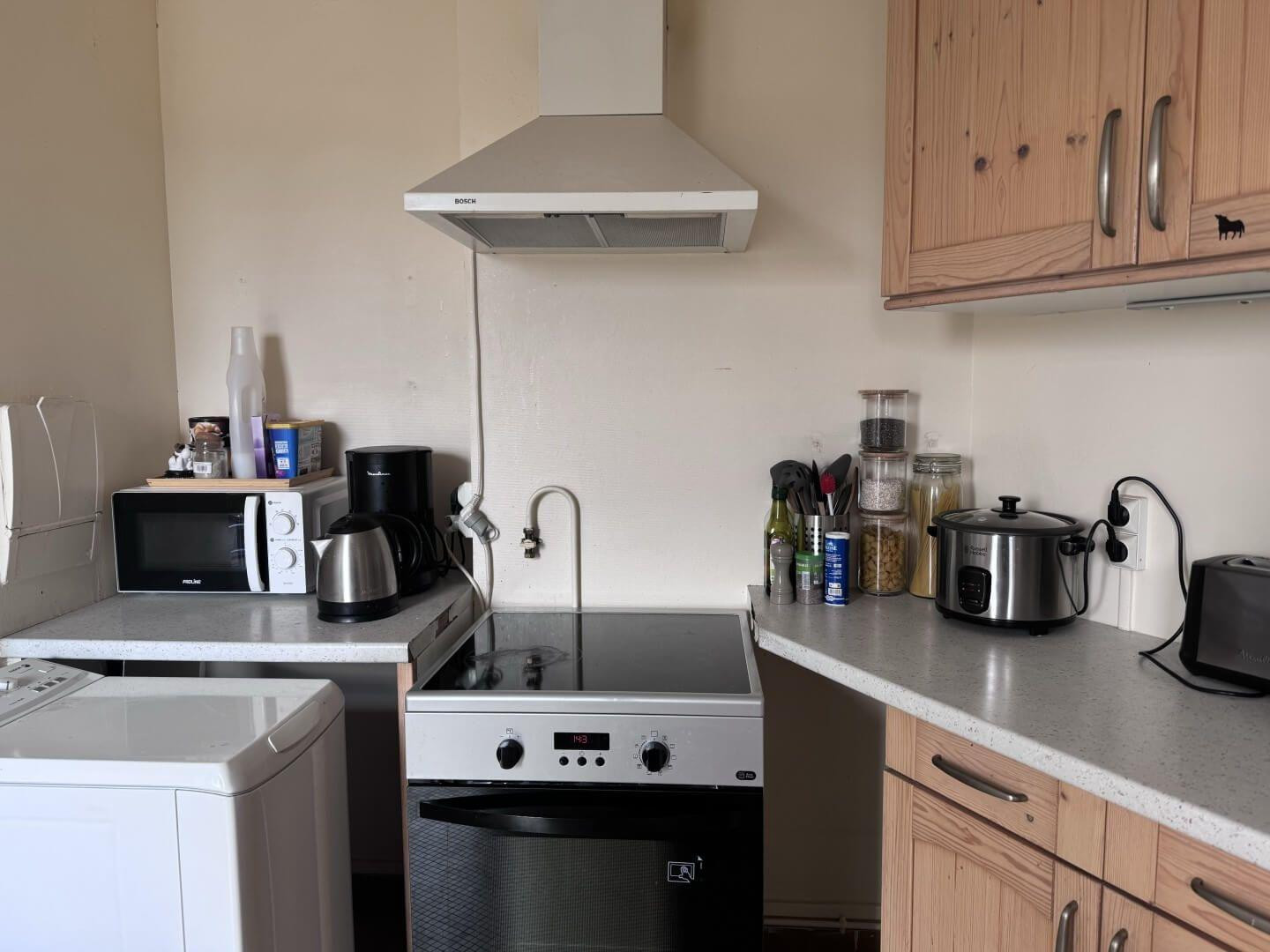 
                                                Location
                                                 Superbe T4 de 80m² avec terrasse et plein sud