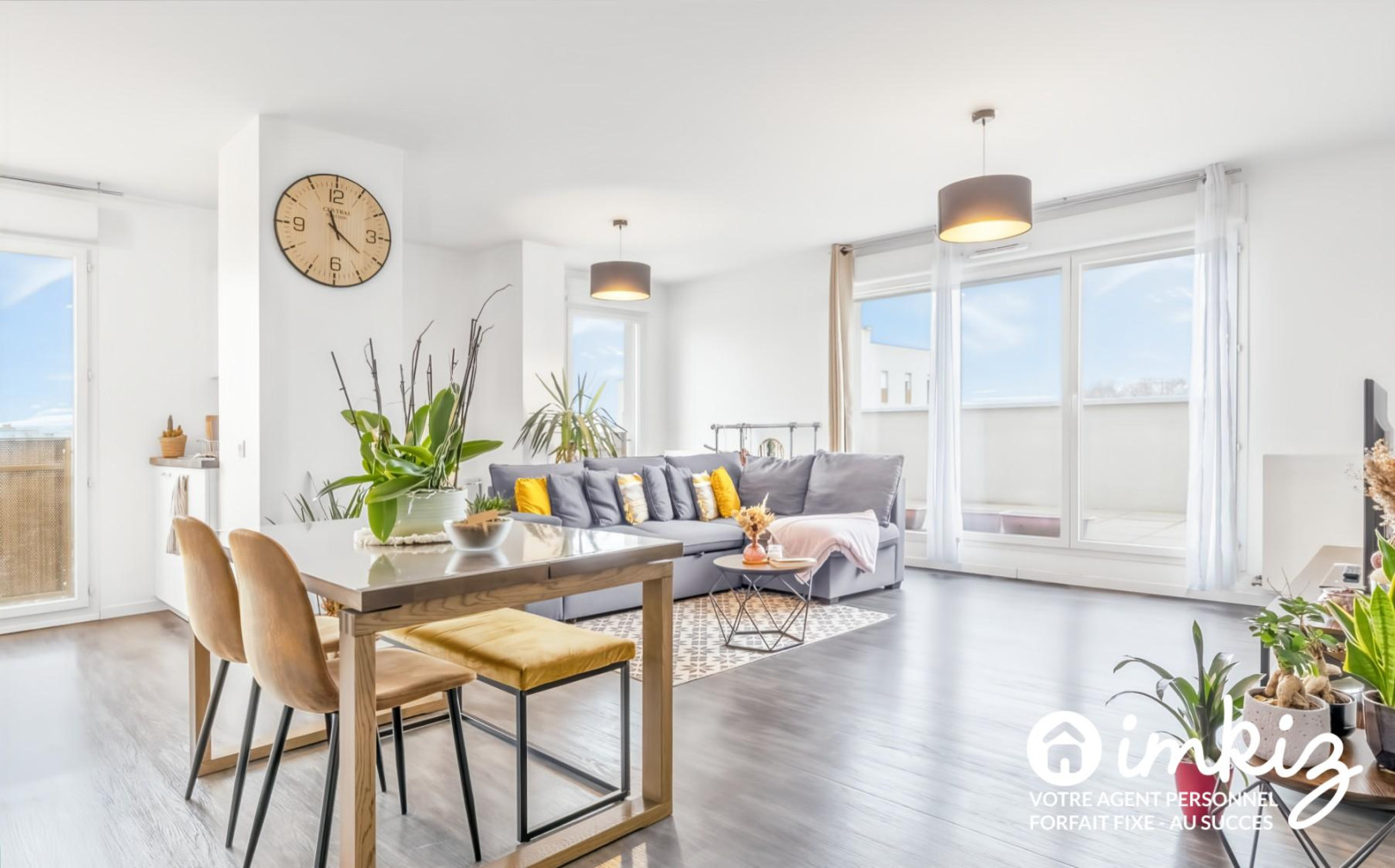 
                                                Vente
                                                 Superbe T4 Lumineux en Dernier Étage avec Terrasse