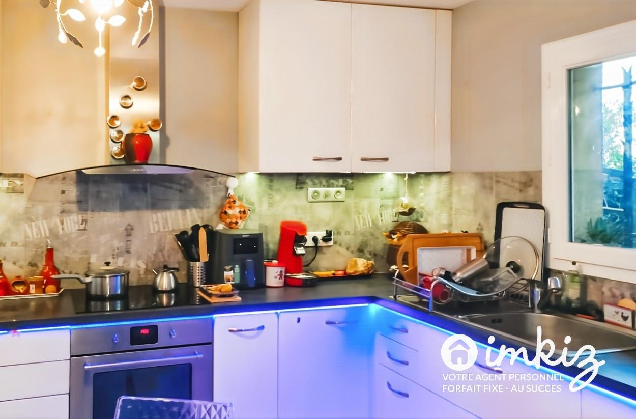 
                                                Vente
                                                 Superbe villa de 106 m2+ piscine +  garage
