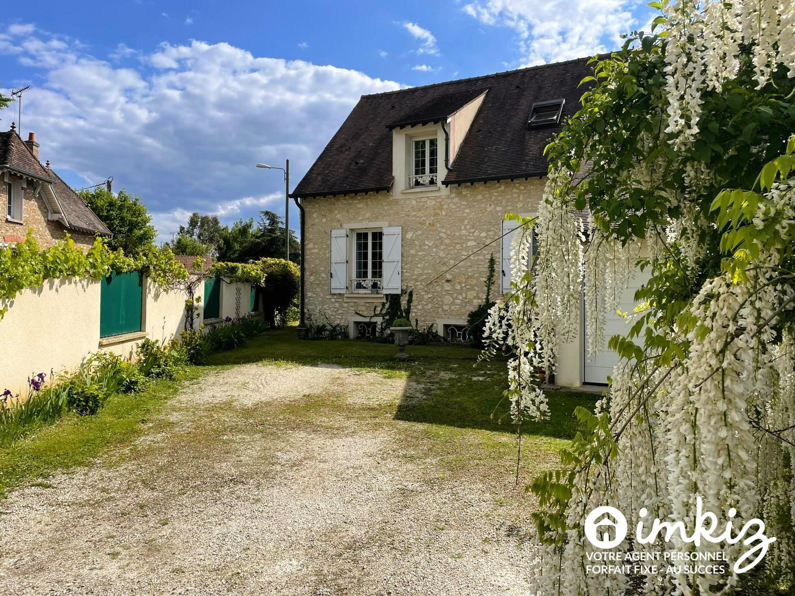 
                                                Vente
                                                 Supperbe maison  - 158 m2