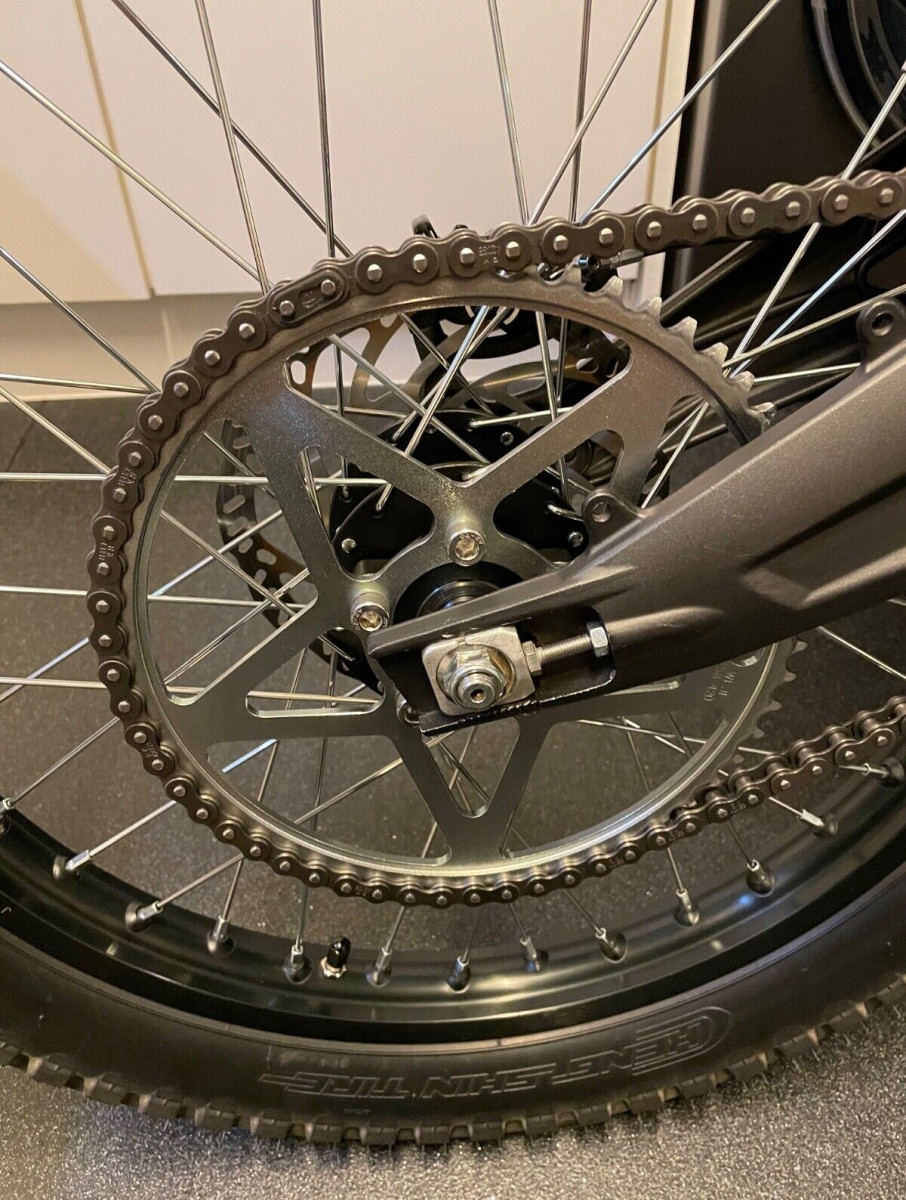 
                                                Vélos
                                                 Sur Ron lbx 2022