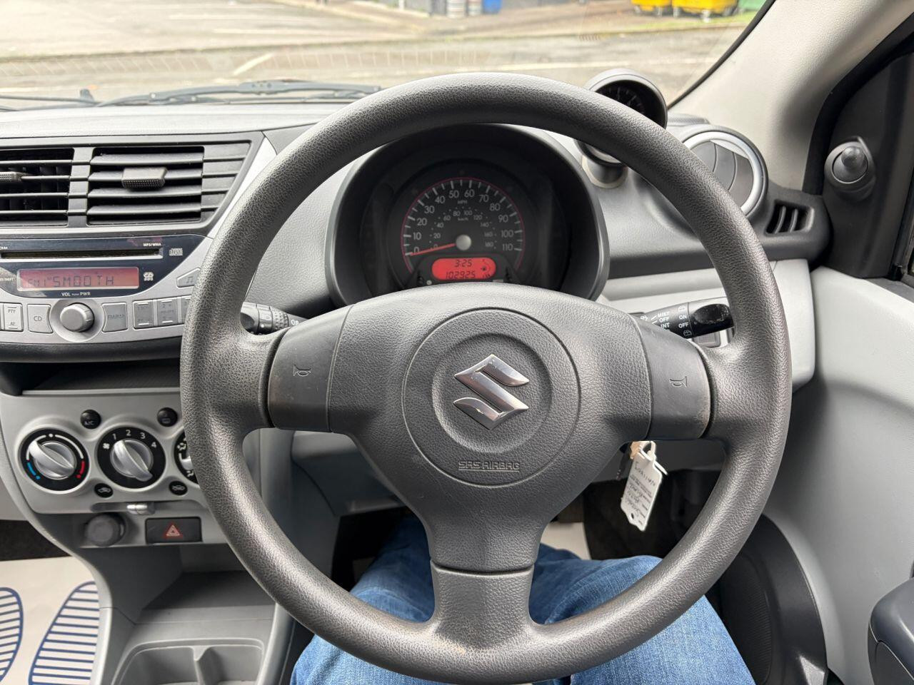 
                                                Voiture
                                                 Suzuki Alto 1.0 12V SZ4 Hatchback 5dr Petrol Manual Euro 5 (68 ps) MOT 3/27 110K CHEAP INSURANCE