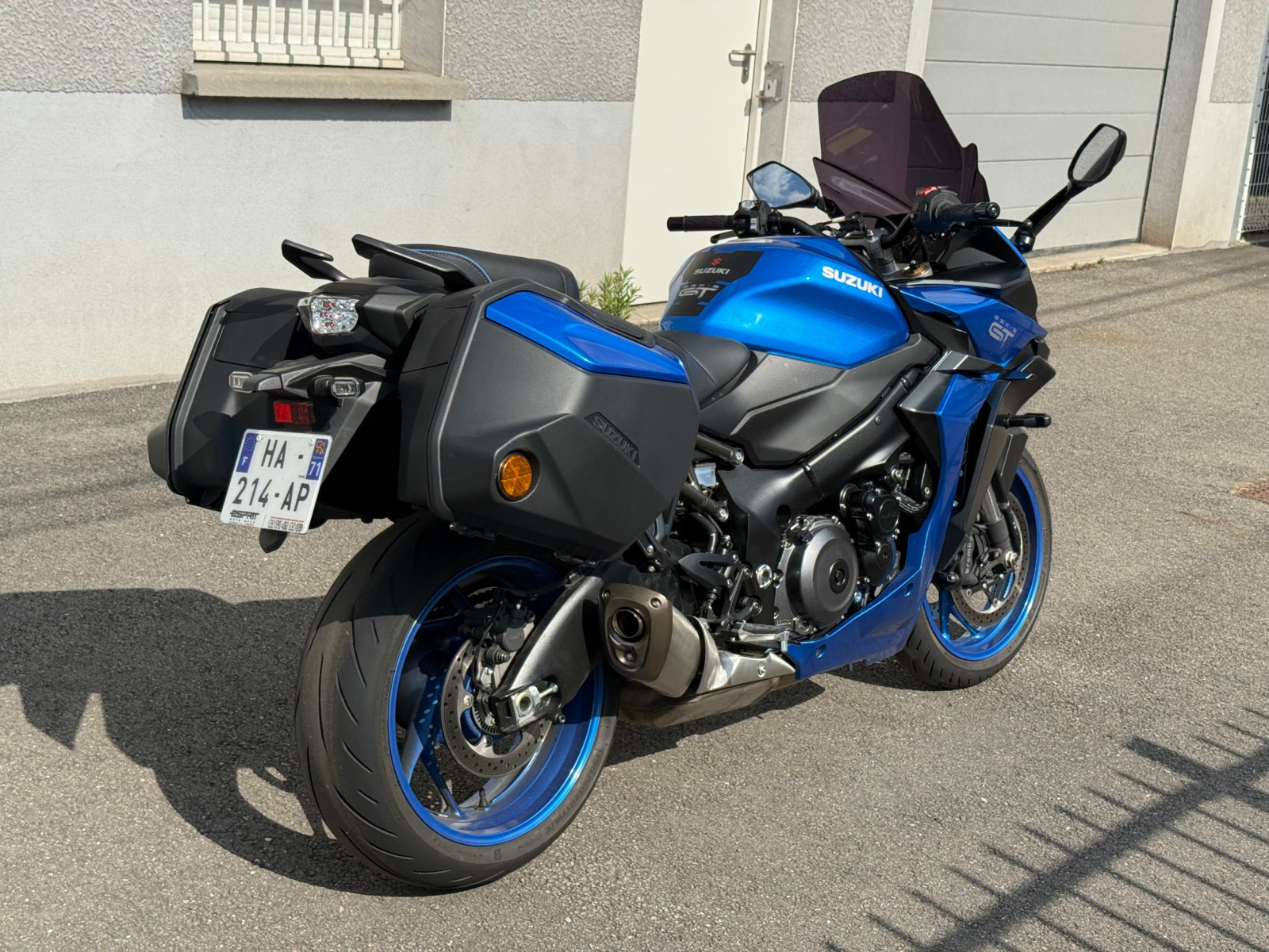
                                                Moto - Scooter
                                                 Suzuki GSX-S 1000 GT 2026