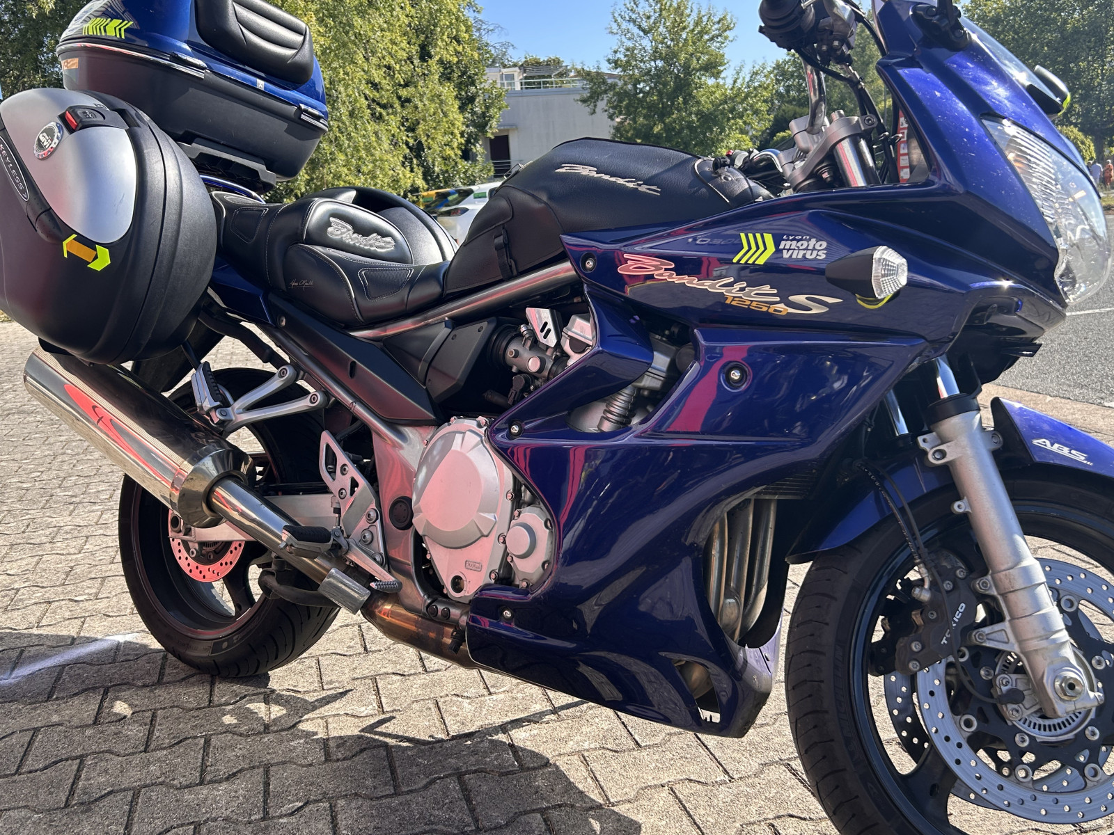 
                                                Moto - Scooter
                                                 Suzuki # 😉 SUZUKI 1250 BANDIT S ABS – ÉQUIPÉE GRAND TOURISME – EXCELLENT ÉTAT 😉 2007