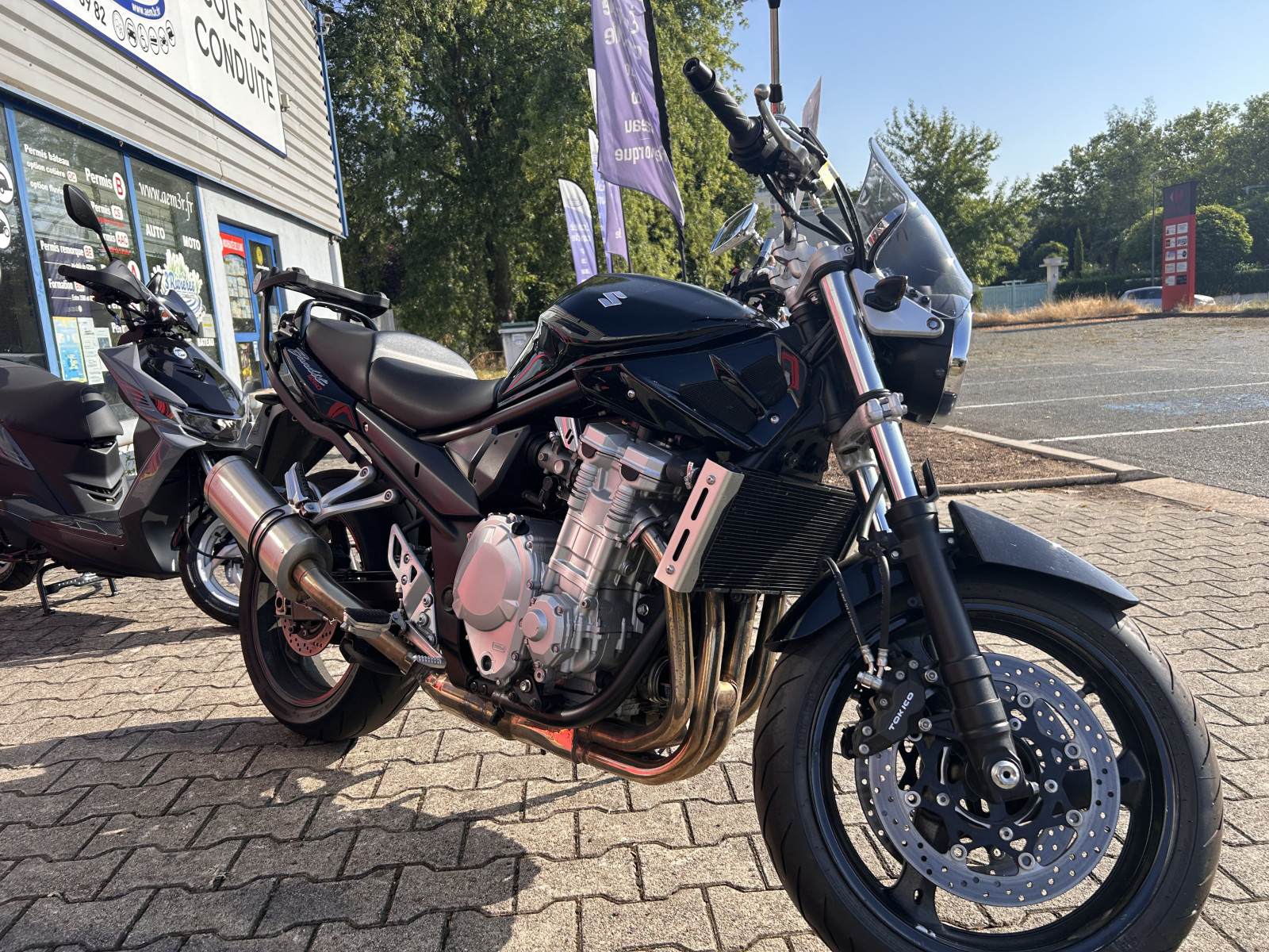 
                                                Moto - Scooter
                                                 Suzuki 😉 **SUZUKI BANDIT 1250 N – 12 027 KM – GARANTIE 6 MOIS – PRÊTE À ROULER** 😉 2009
