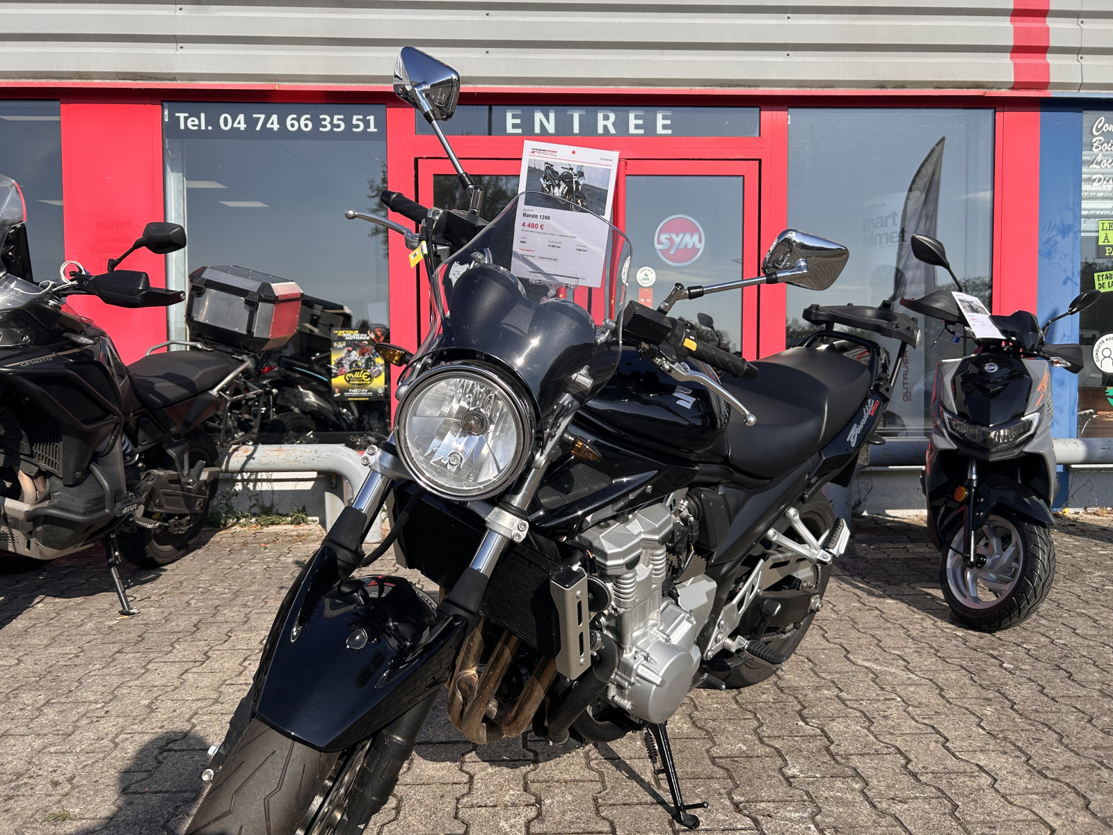 
                                                Moto - Scooter
                                                 Suzuki 😉 **SUZUKI BANDIT 1250 N – 12 027 KM – GARANTIE 6 MOIS – PRÊTE À ROULER** 😉 2009
