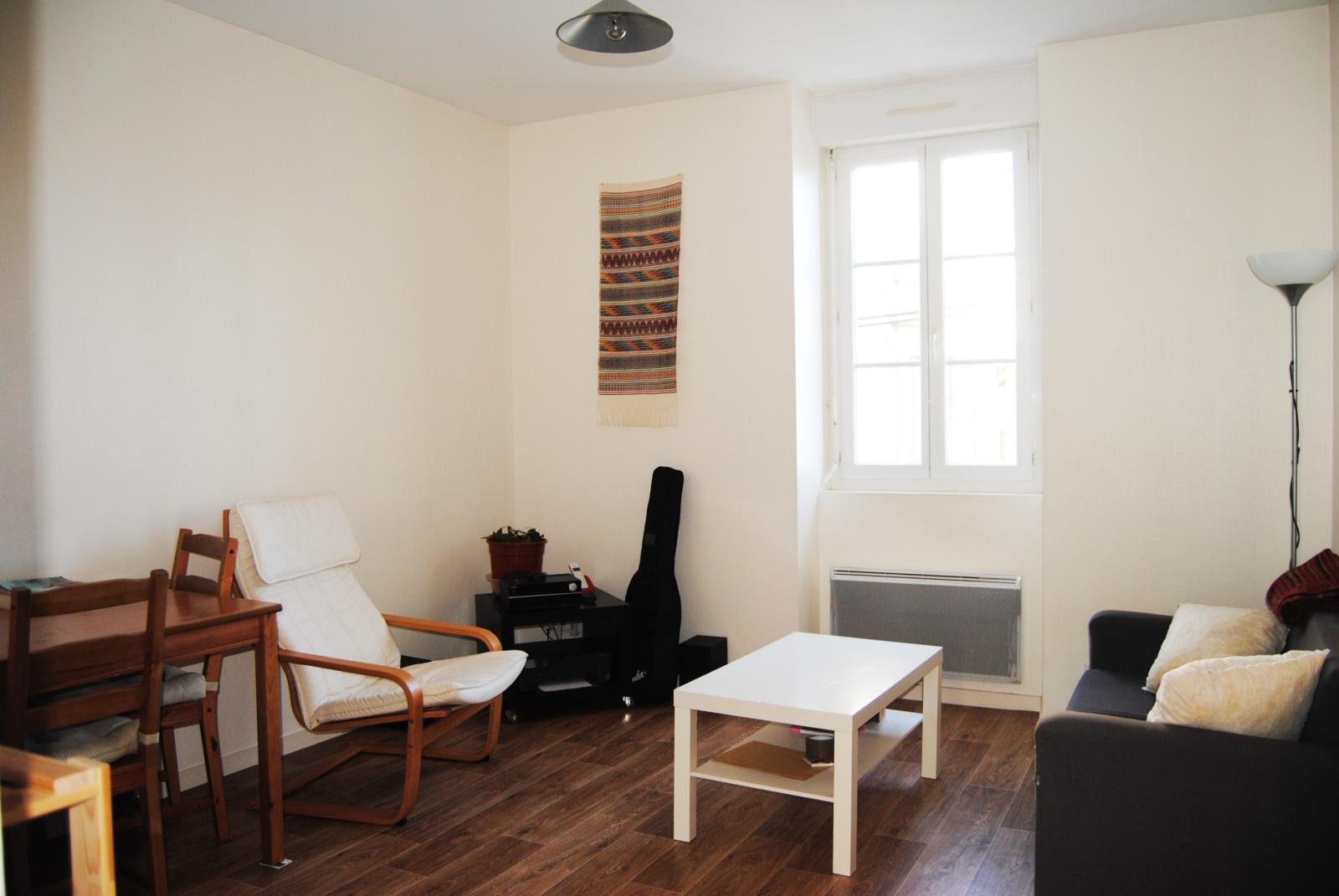 
                                                Location
                                                 T 2 sur Angers - Proche quartier Ney/Fac St Serge