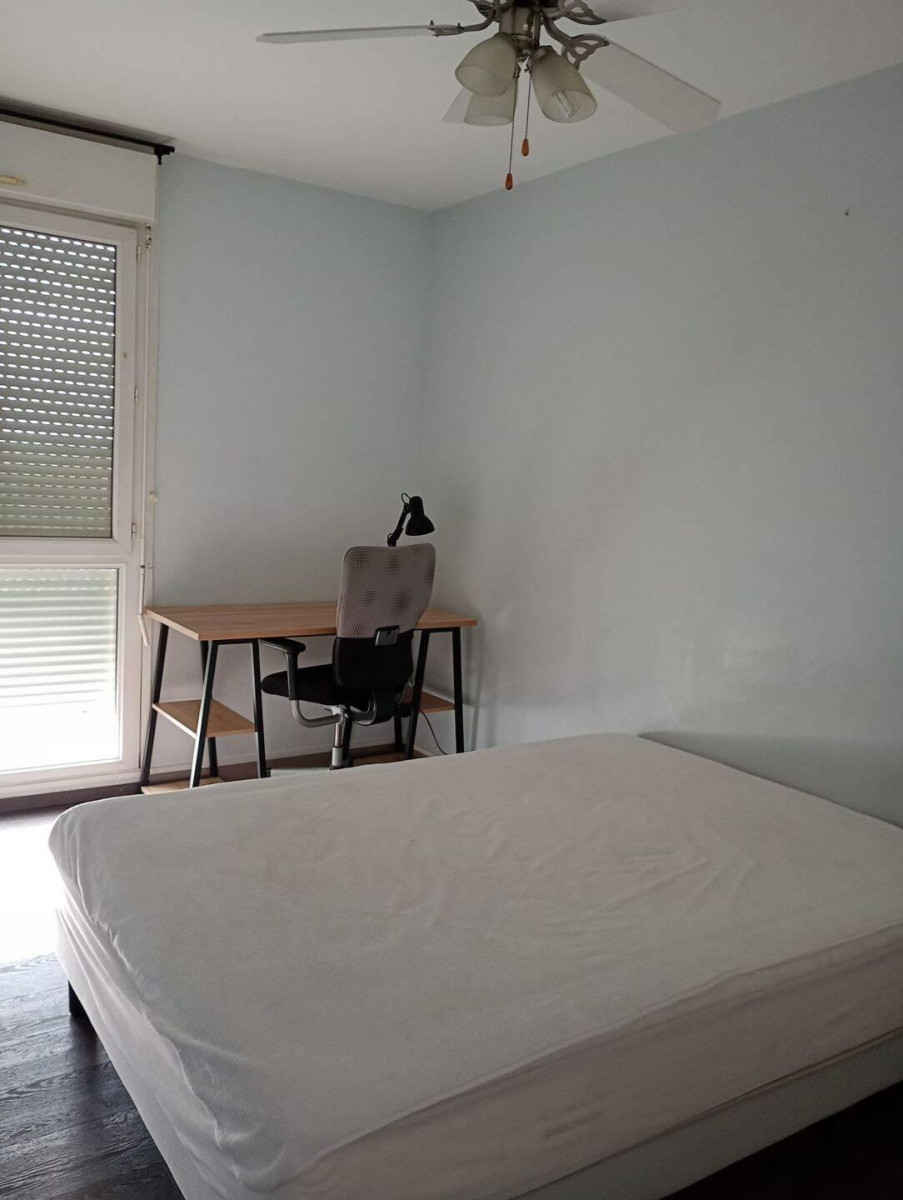 
                                                Colocation
                                                 T 4 Meublé coloc, MERIGNAC CAPEYRON