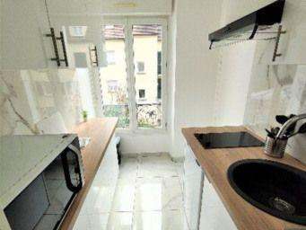 
                                                Location
                                                 T1 17m2