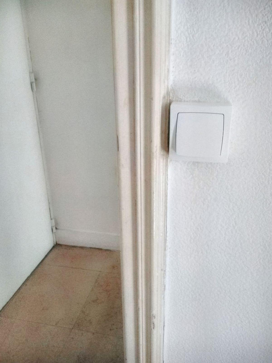 
                                                Location
                                                 T1 25m²