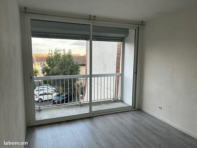 
                                                Location
                                                 T1 avec balcon à Toulouse