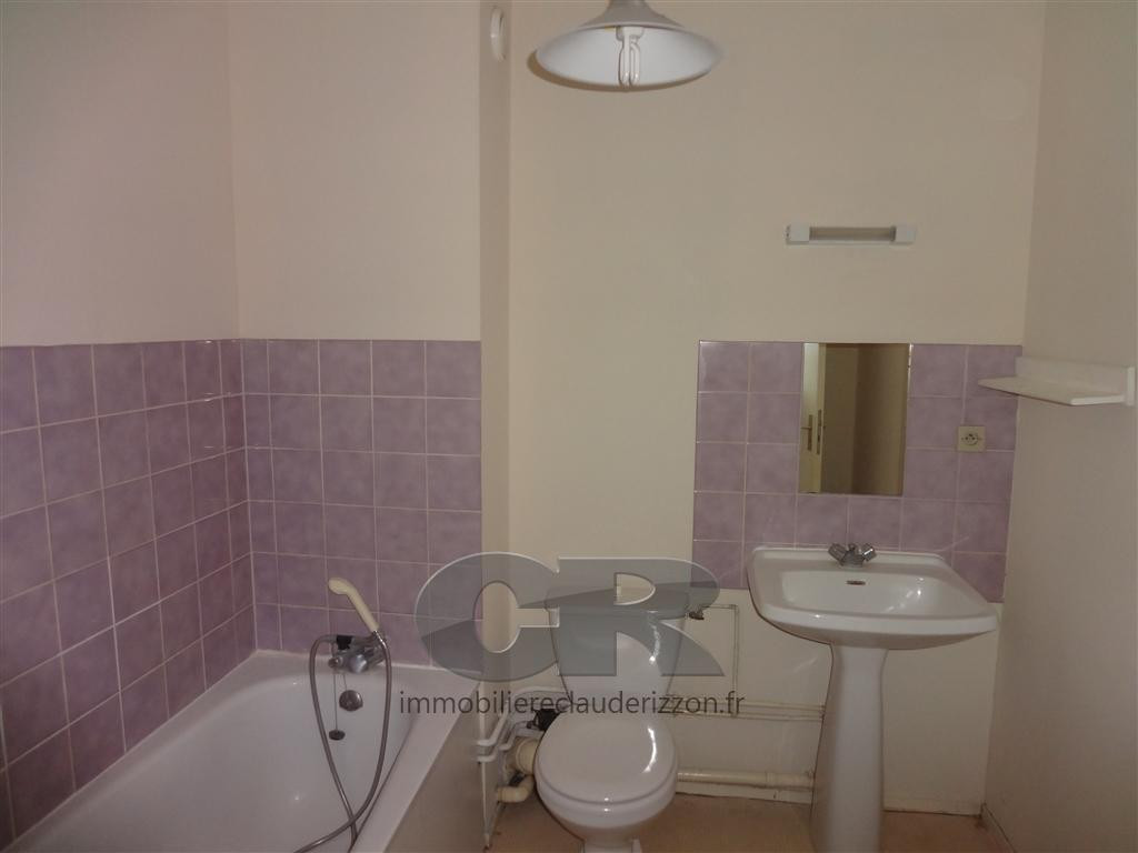 
                                                Location
                                                 T1 avec parking - secteur ARTEM-THERMAL