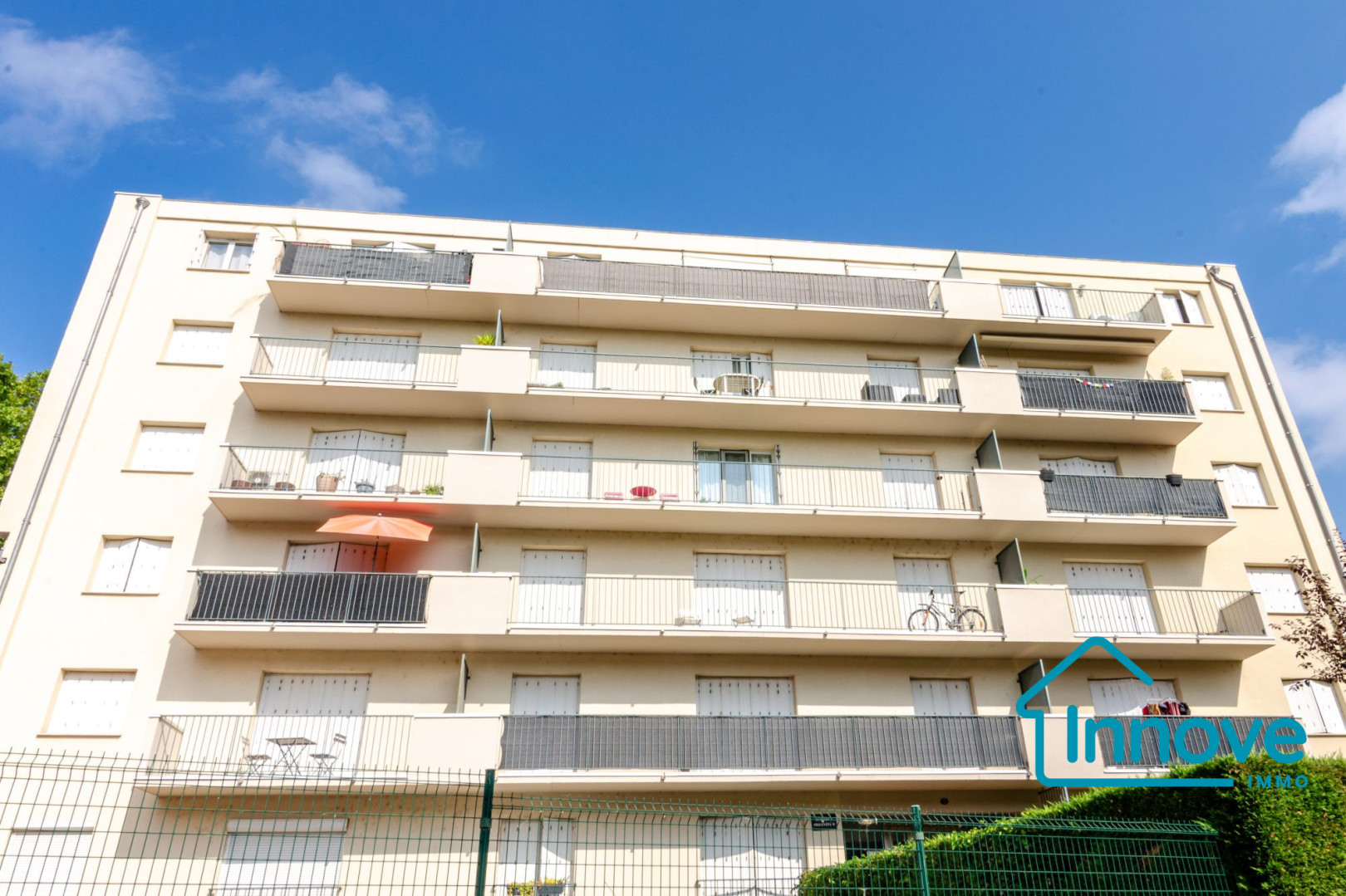 
                                                Vente
                                                 T1 bis 23 m² — Saint-Cyprien