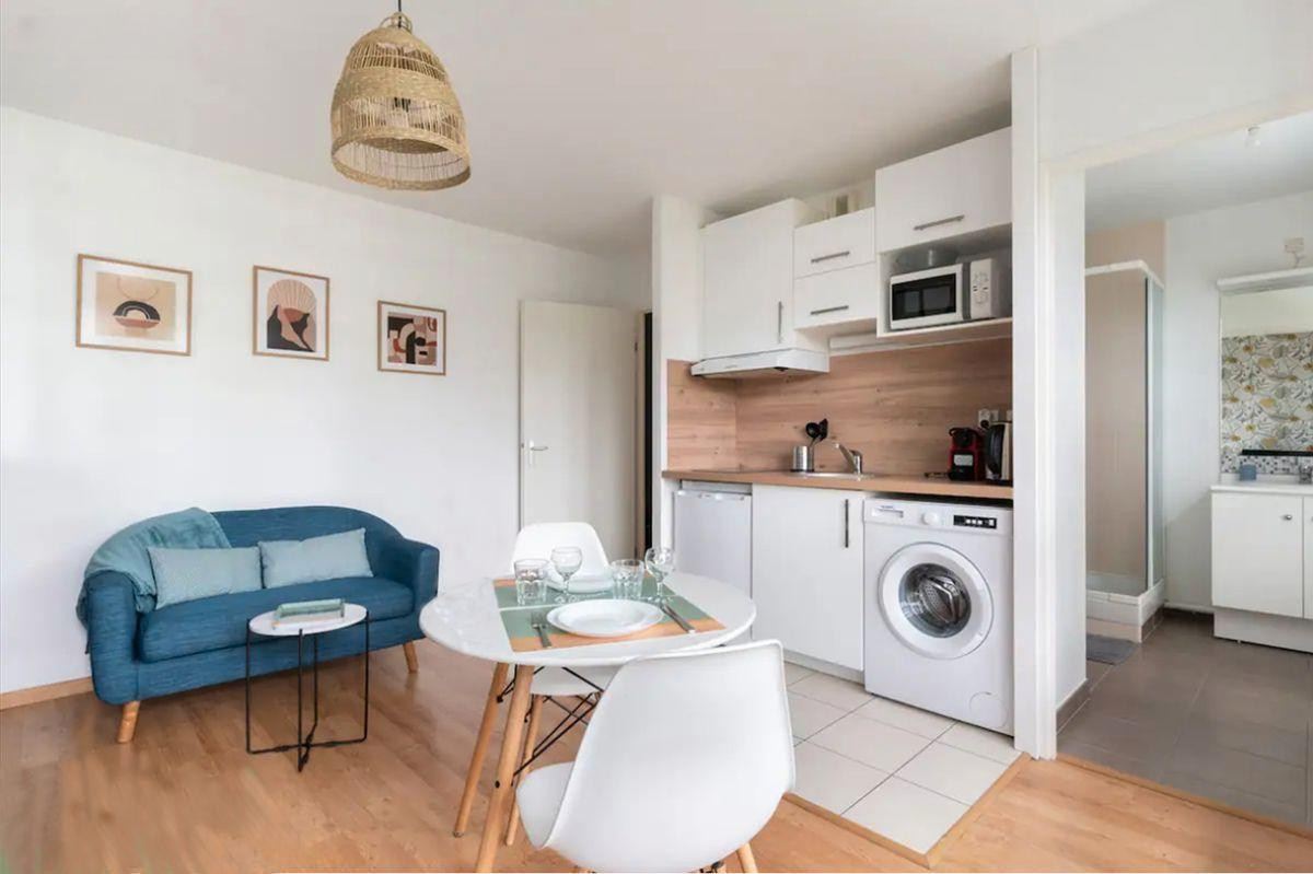 
                                                Location
                                                 T1 bis 30 m2 meublé Gare Sud avec terrasse